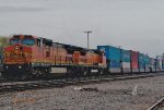 BNSF 833 West